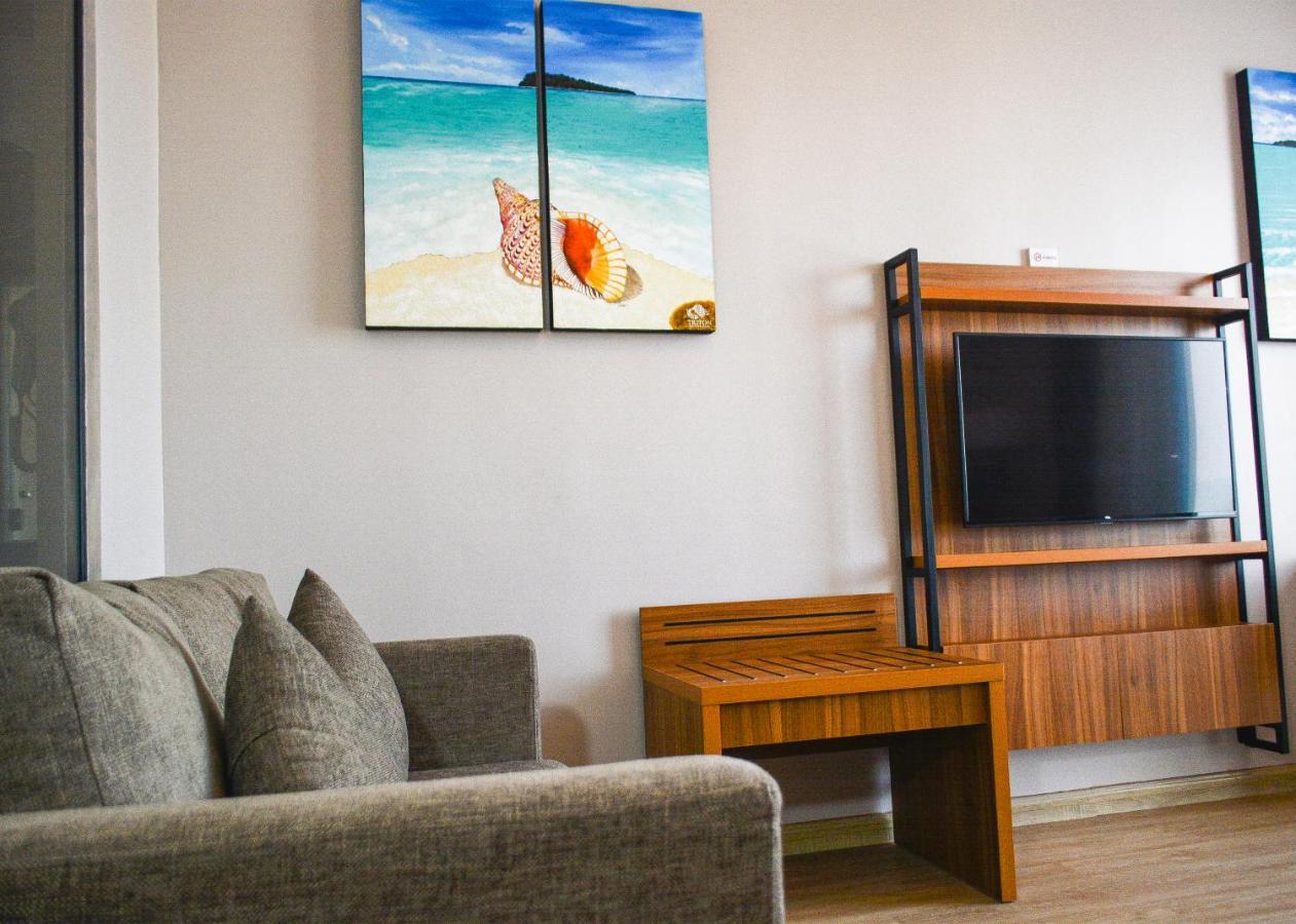 Triton Prestige Seaview And Spa Maafushi Esterno foto